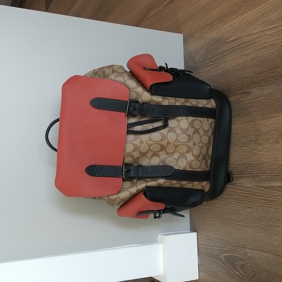 Coach - Hudson Backpack - Picture 1 of 4